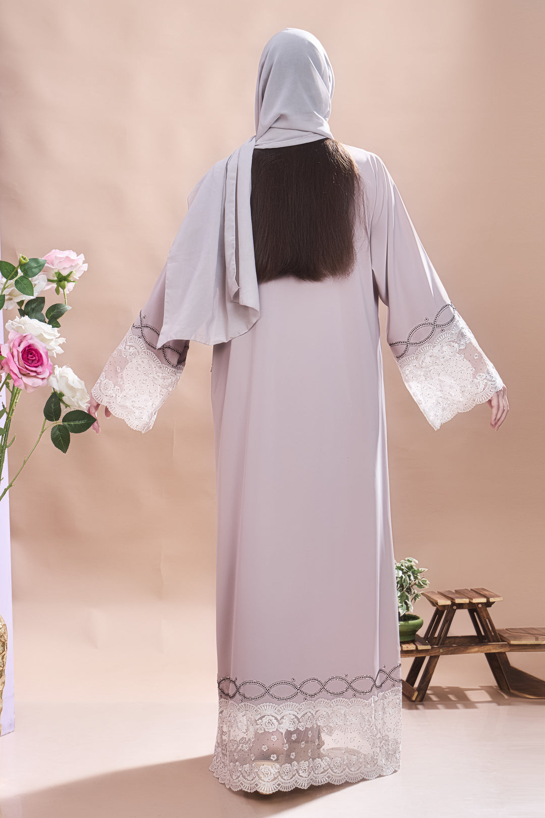 Elegant Mauve Embellished Abaya