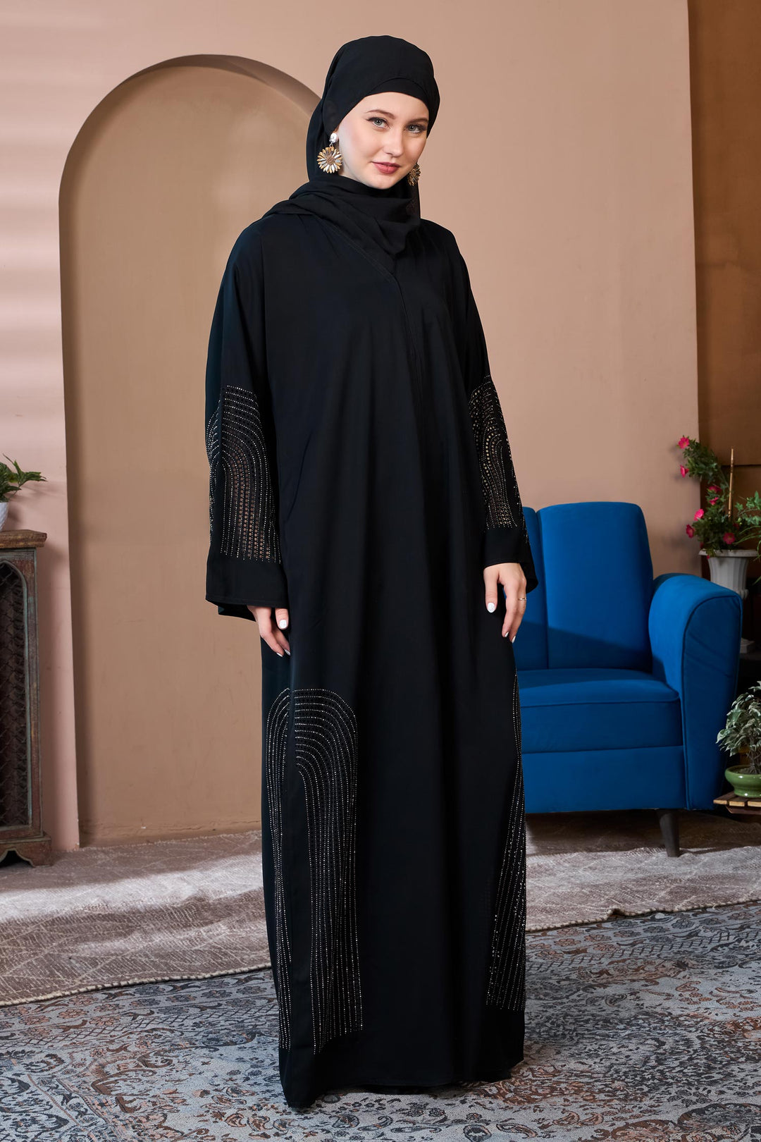 Noir Radiance Abaya