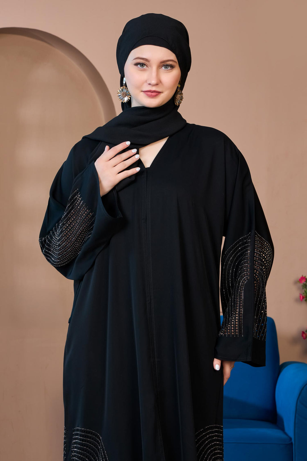 Noir Radiance Abaya
