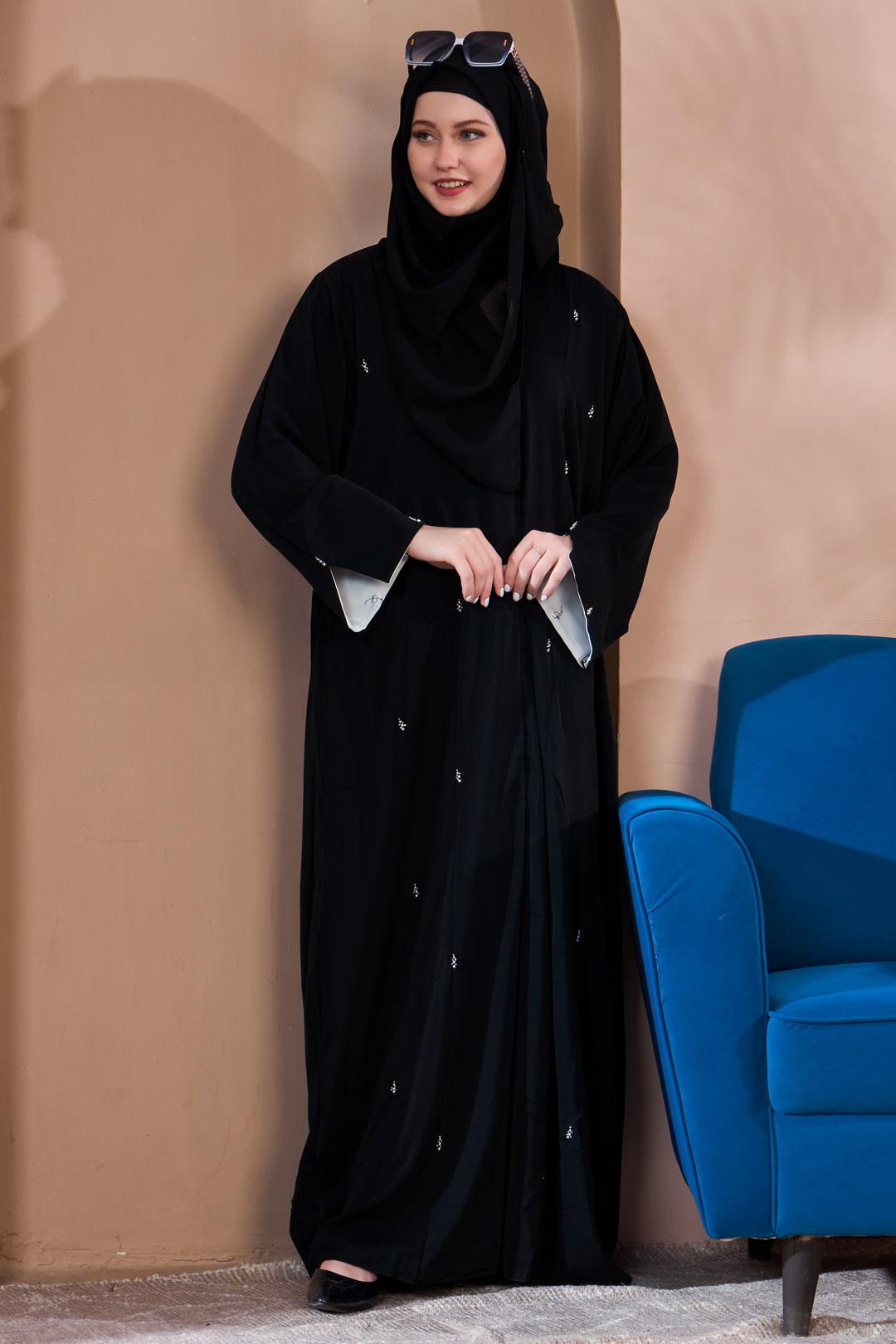 Silver Bloom Abaya