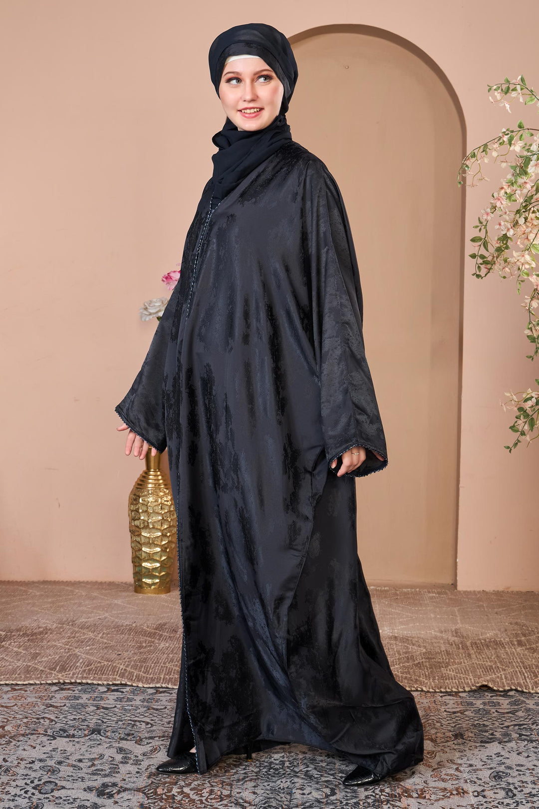 Noir Textured Abaya
