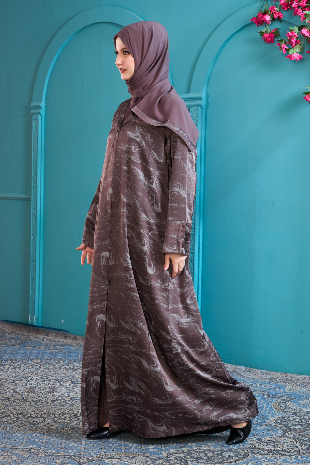 Elegant Mauve Abaya with Marble Print