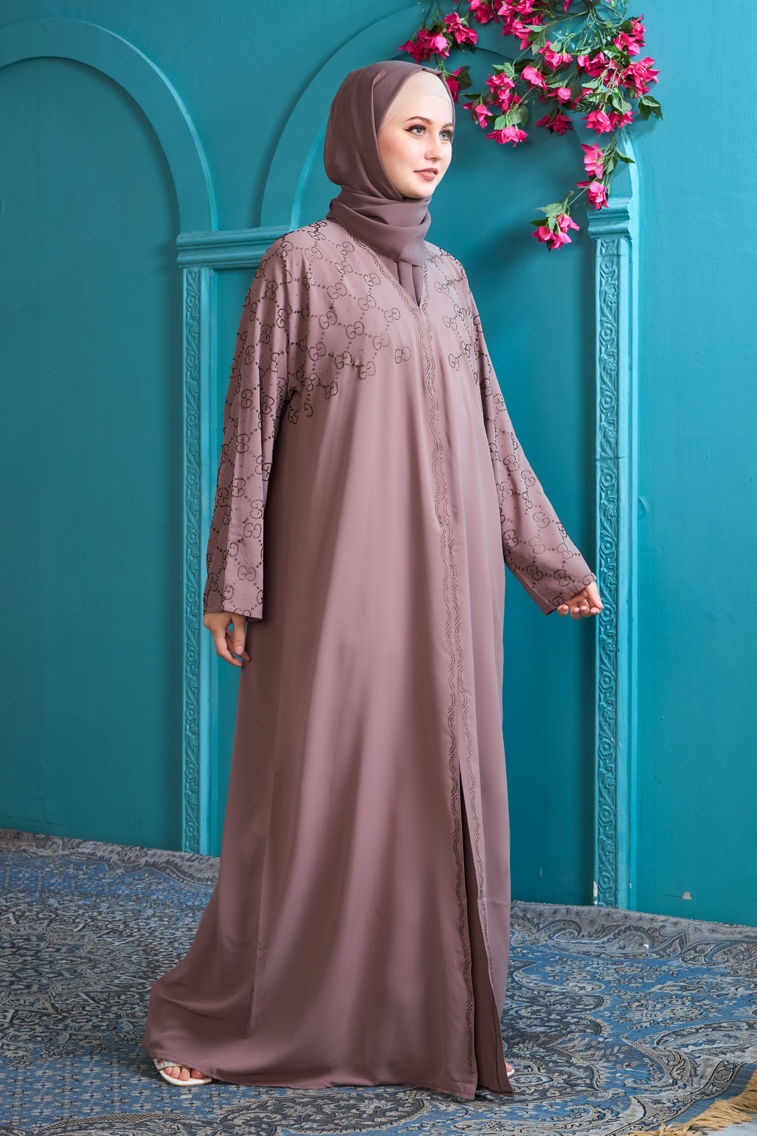 Dusty Mauve Abaya with Patterned Accents