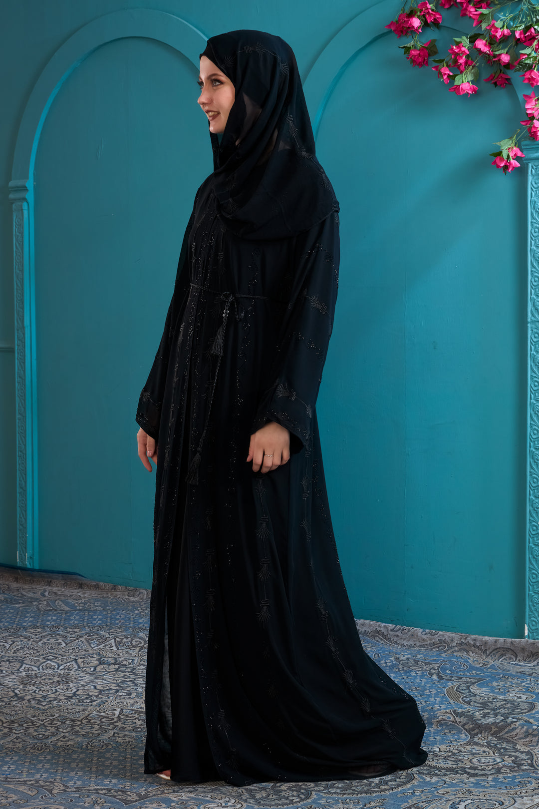 Elegant Black Abaya with Tonal Embroidery