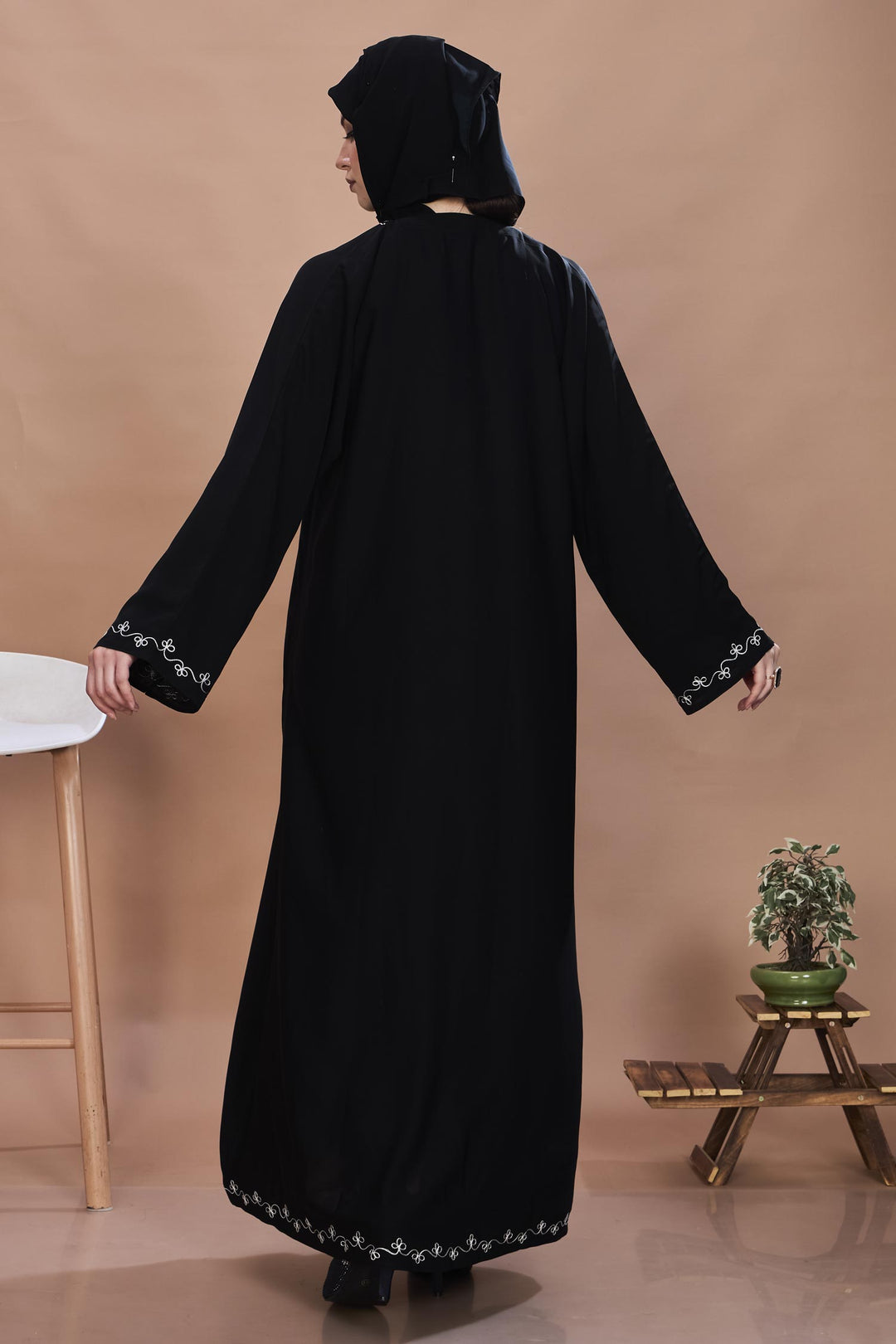 Black Swirl Embroidery Abaya